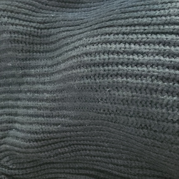 🔥12 HOUR FLASH SALE🔥 EXPRESS: Forest Green Sweater - Picture 5 of 6